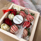 Martisor 6 capsuni in ciocolata cu trandafiri